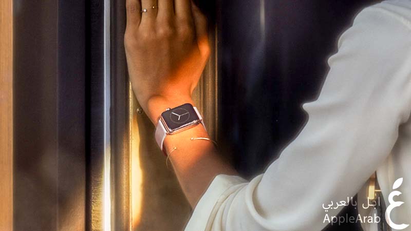 ساعة Apple Watch الذهبية